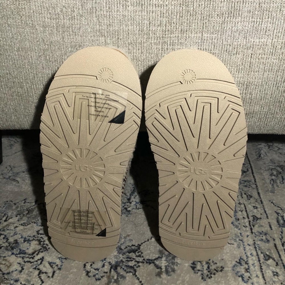 UGG Cream and Tan Platform Shoes - Picture 12 of 12